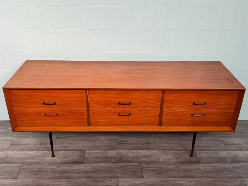 Pamono Vintage Italian Chest of Drawers in Teak and Metal Legs, 1950s> Dressers, Commodes & Chests