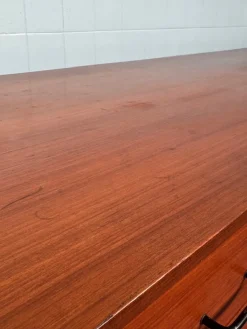 Pamono Vintage Italian Chest of Drawers in Teak and Metal Legs, 1950s><noscript><img width=