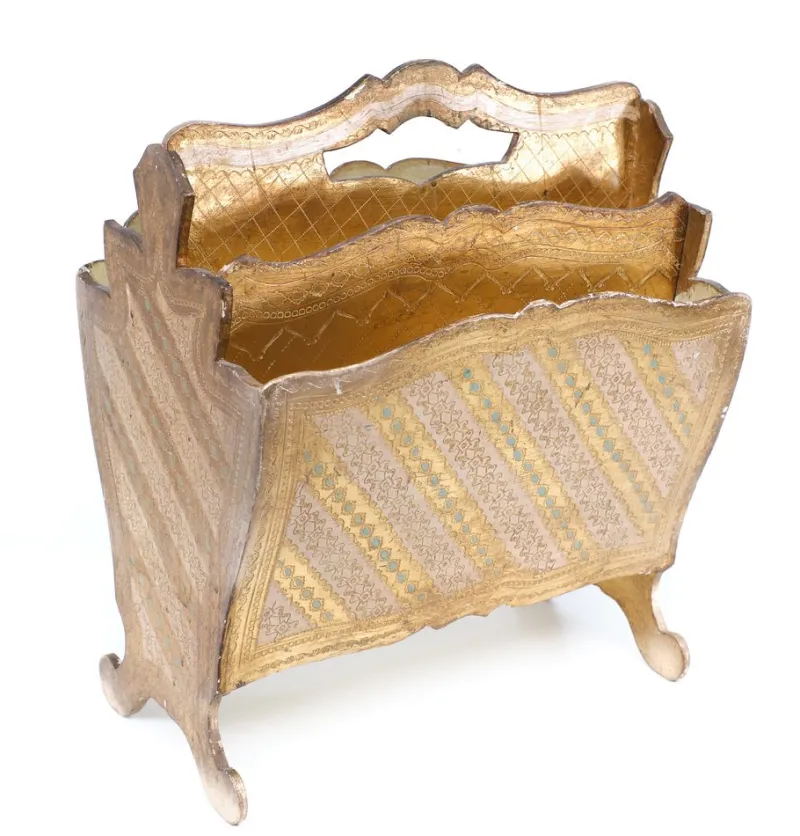 Sale Pamono Vintage Italian Florentine Magazine Rack in Giltwood, 1958
