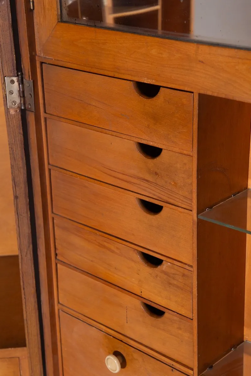 Pamono Vintage Italian Gentlemans Wardrobe, 1950s> Cabinets & Wardrobes