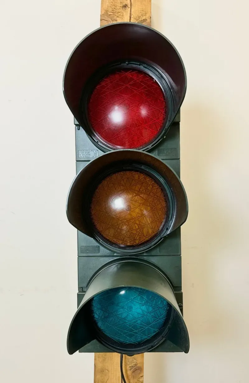 Pamono Vintage Italian Green Traffic Lights, 1980s> Garden Lighting