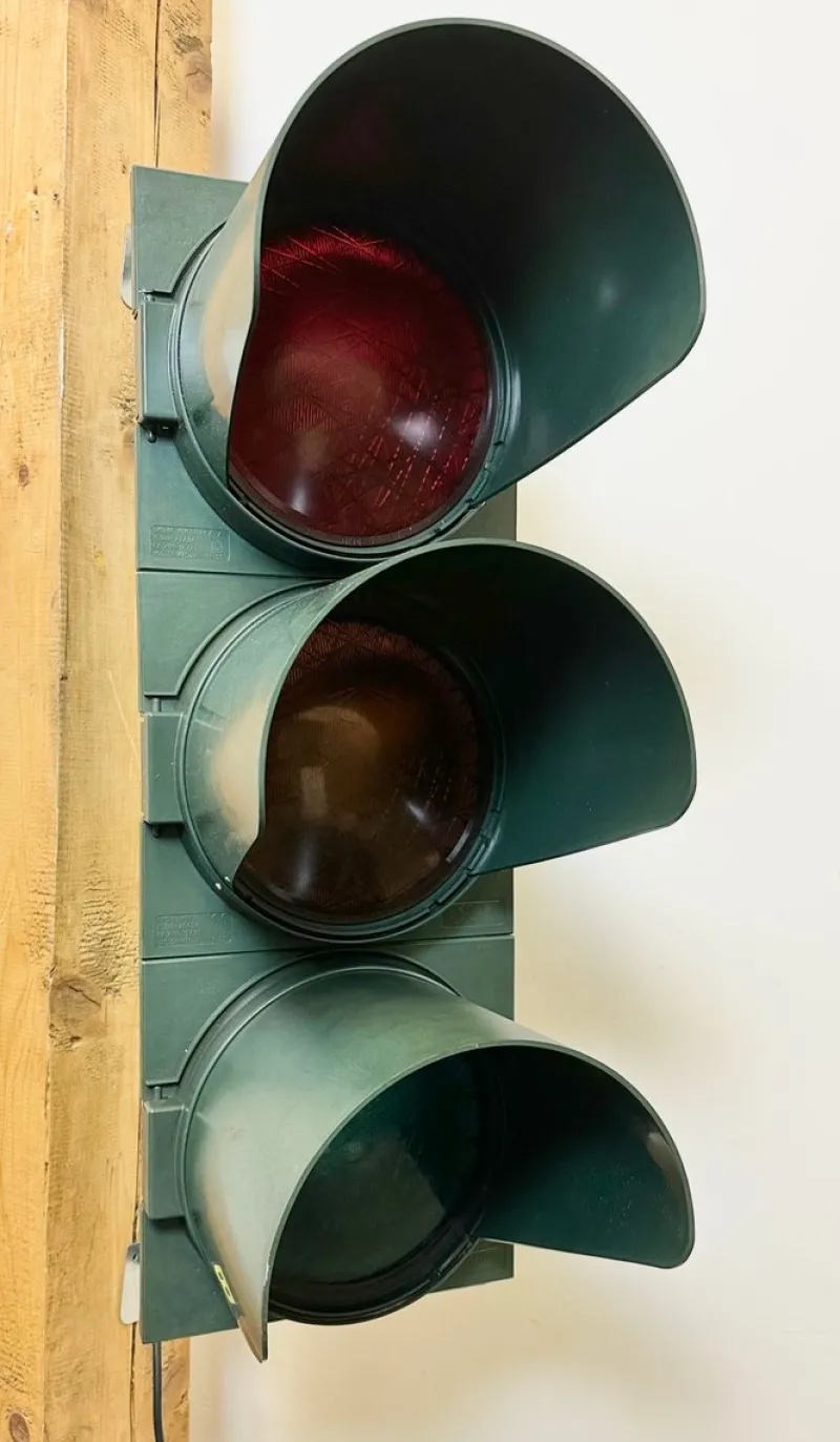 Pamono Vintage Italian Green Traffic Lights, 1980s> Garden Lighting