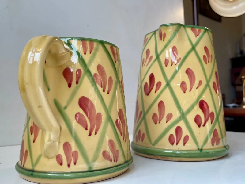 Pamono Vintage Italian Hand-Painted Pottery Jugs from Lamas, Set of 2> Bottles, Carafes & Jugs