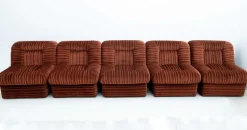 Outlet Pamono Vintage Italian Modular Armchairs and Coffee Table in Velvet, 1970, Set of 6