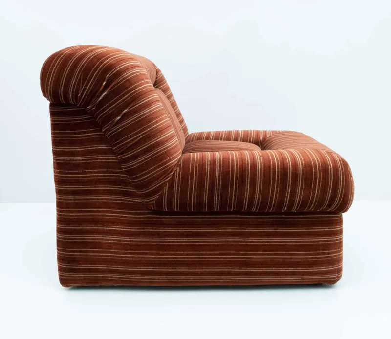 Outlet Pamono Vintage Italian Modular Armchairs and Coffee Table in Velvet, 1970, Set of 6