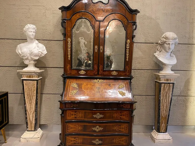 Pamono Vintage Italian Neoclassical Inlaid Marble Pedestals, 1970, Set of 2> Pedestals And Columns