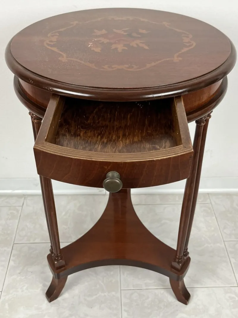 Pamono Vintage Italian Round Table with Drawer, 1980s> Coffee & Side Tables