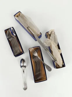 Pamono Vintage Italian Silver-Plated Cutlery Set Mod Baroque from Sambonet, 1960s, Set of 36><noscript><img width=