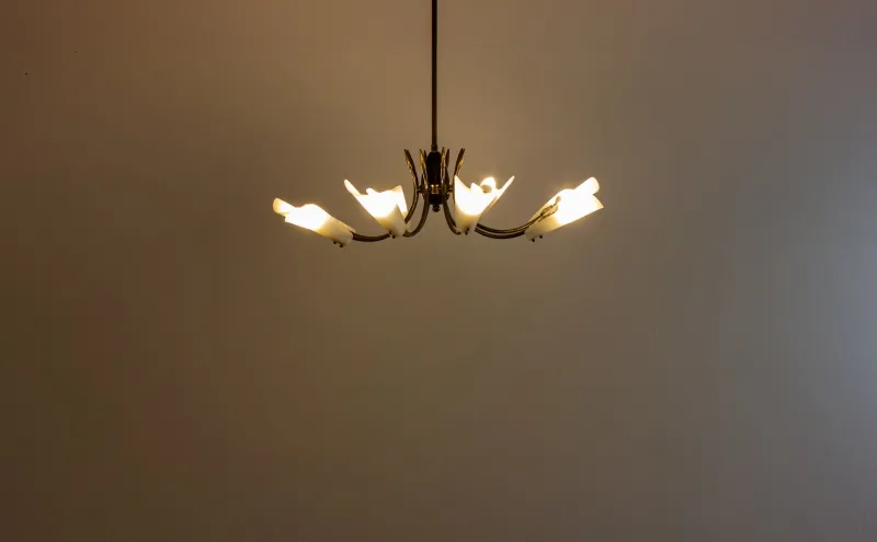 Pamono Vintage Italian Spider Chandelier with Frosted Shades, 1970s