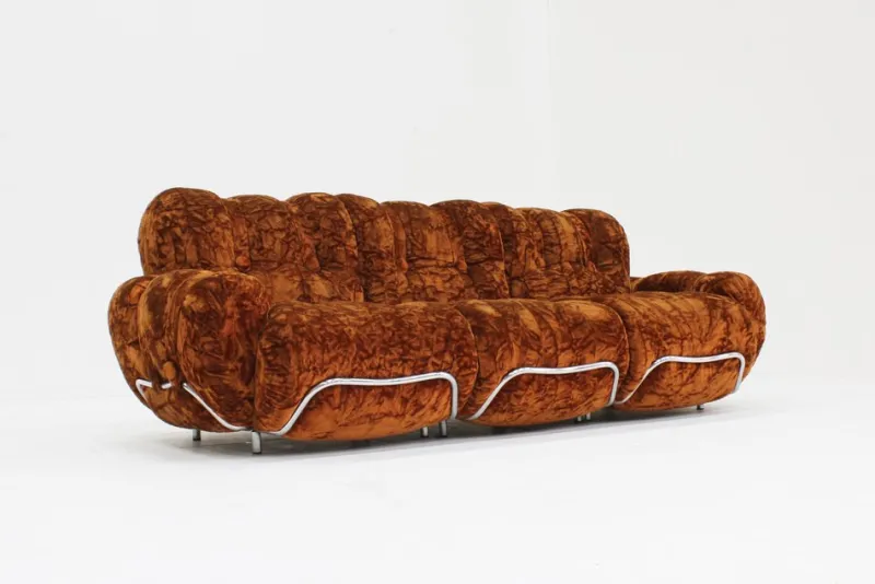 Pamono Vintage Italian Three-Seater Sofa in Velvet, 1970s> Couches & Sofas