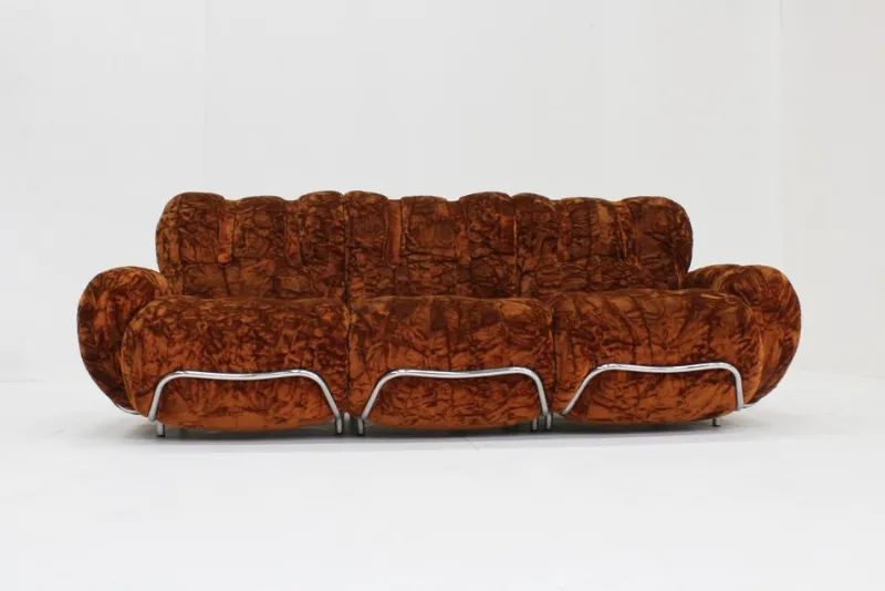 Pamono Vintage Italian Three-Seater Sofa in Velvet, 1970s> Couches & Sofas
