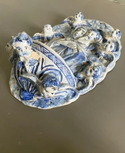 Pamono Vintage Italian White and Blue Pottery Holy Water Font with Little Angels, 1950s><noscript><img width=