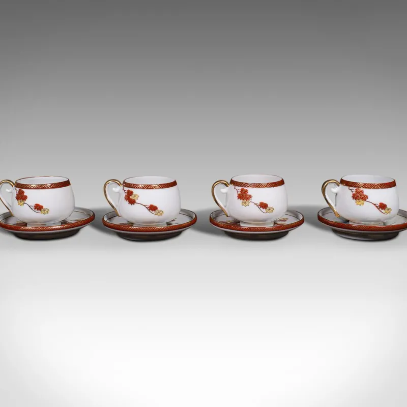 Pamono Vintage Japanese 4-Person Tea Set in Ceramic, 1940s, Set of 13> Coffee & Tea Service