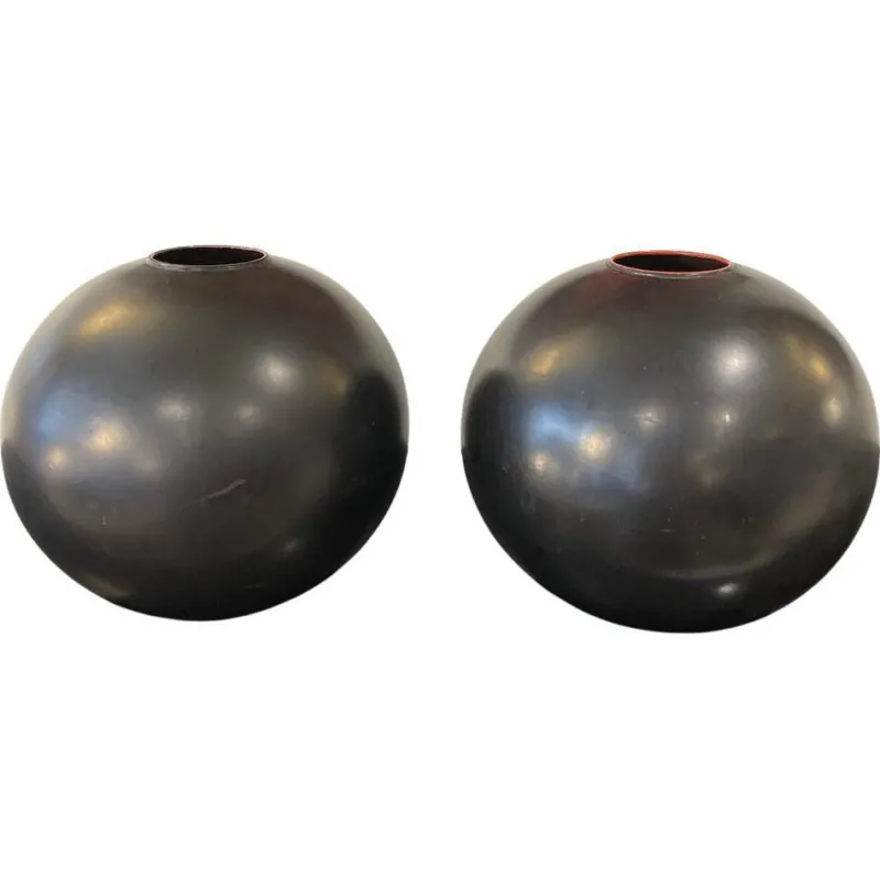 Online Pamono Vintage Japanese Vase in Black Metal, 1960