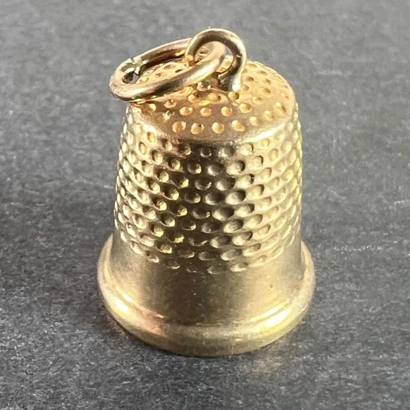Pamono Vintage 9k Yellow Gold Charm Pendant, 1990s> Necklaces