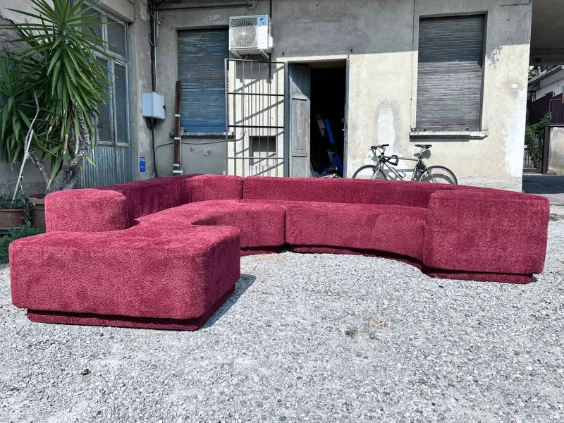 Outlet Pamono Vintage Lara Modular Sofa in Burgundy Bouclé by Roberto Pamio for Stilwood, 1970s