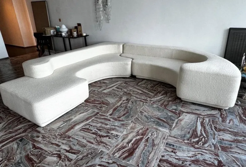 New Pamono Vintage Lara Sofa in White Bouclé by Roberto Pamio for Stilwood, 1970s, Set of 2