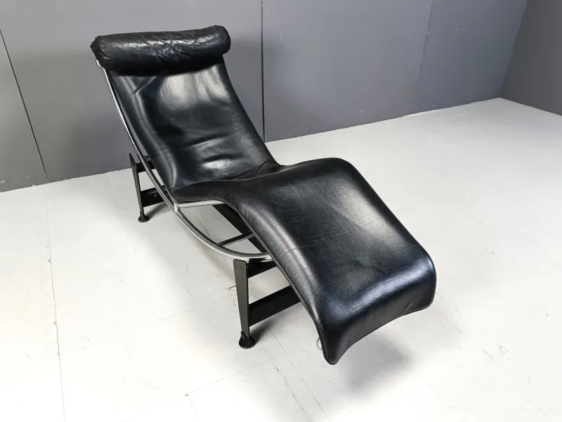 Pamono Vintage Lc4 Chaise Longue by Le Corbusier for Cassina, 1970s> Daybeds & Chaises Lounges