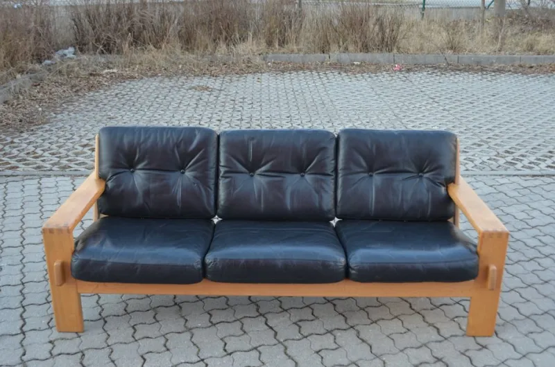 Outlet Pamono Vintage Leather Bonanza Sofa by Esko Pajamies for Asko