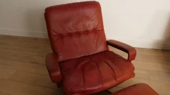 Clearance Pamono Vintage Leather Model King 3-Seater, Armchair and Hocker attributed to André Vandenbeuck for Strässle, Set of 3