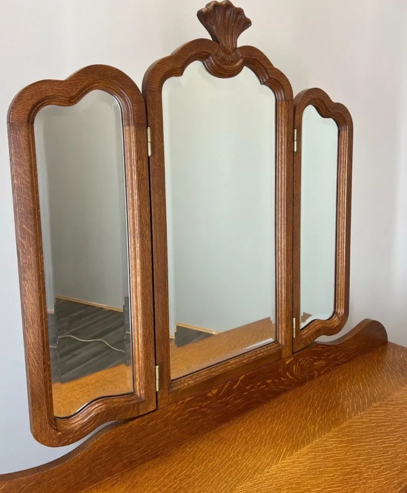 Pamono Vintage Louis French Dressing Table with Mirror in Oak