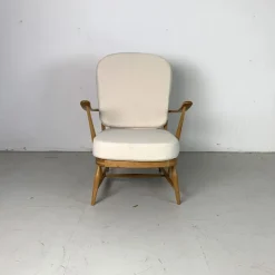 Pamono Vintage Lounge Chair from Ercol> Lounge Chairs & Armchairs