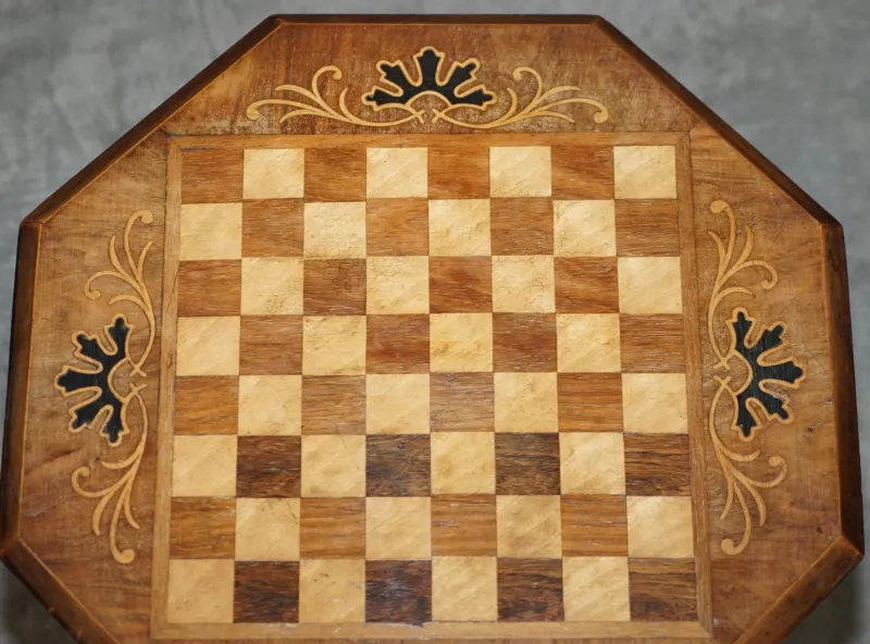 New Pamono Vintage Mahogany Satinwood & Walnut Chess Games Table Ideal as a Side End Piece