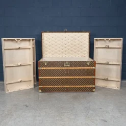 Discount Pamono Vintage Malle Haute in Monogram Canvas from Louis Vuitton, 1920