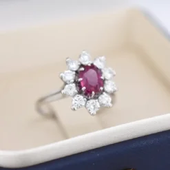 Best Pamono Vintage Marguerite Ring in Gold with Ruby and Diamonds