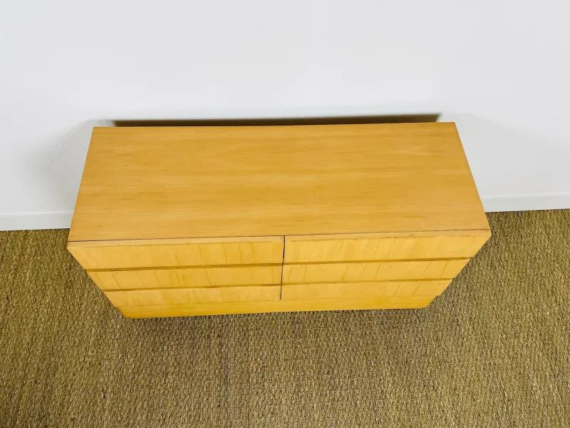 Pamono Vintage Minimalist Maple Chest of Drawers, 1960s