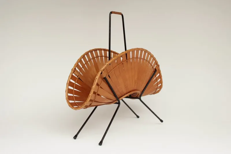 Pamono Vintage Newspaper Rack in Wood and Wire, 1950s> Magazine Racks