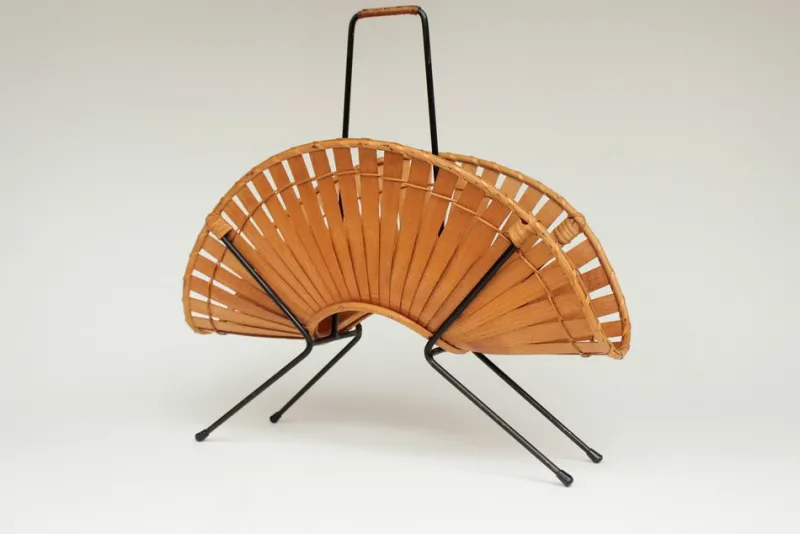 Pamono Vintage Newspaper Rack in Wood and Wire, 1950s> Magazine Racks