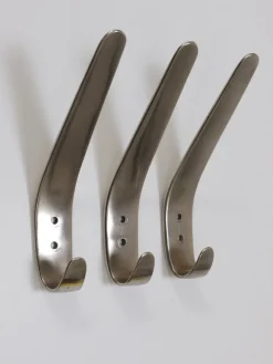 Pamono Vintage Nickel-Plated Brass Wall Hook by Carl Auböck, Austria, 1950s><noscript><img width=