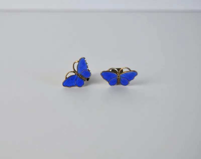 Pamono Vintage Norwegian Silver and Enamel Butterfly Ear Clips from Opro, Set of 2> Earrings