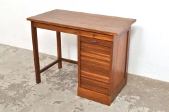 Pamono Vintage Oak Childrens Desk with Roller Door, 1950s><noscript><img width=
