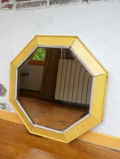 Pamono Vintage Octagonal Mirror, 1950> Mirrors