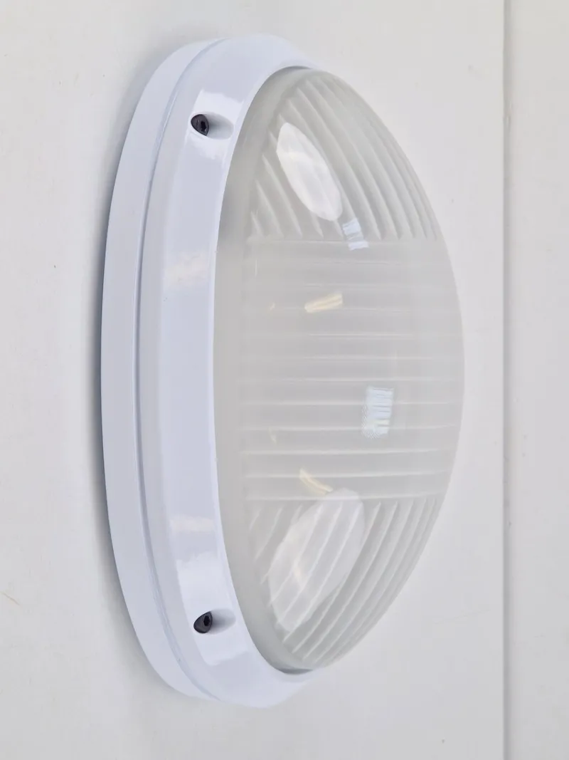 Sale Pamono Vintage Oval Outdoor Lamp, 1980s