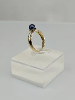 Clearance Pamono Vintage Pearl Gold Ring with Diamonds, 1970s