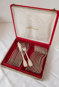 Sale Pamono Vintage Pearls Fish Cutlery Set by François Frionnet, 1930s, Set of 24