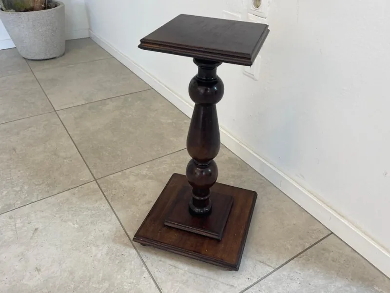 Pamono Vintage Pedestal Column, 1960s> Pedestals And Columns