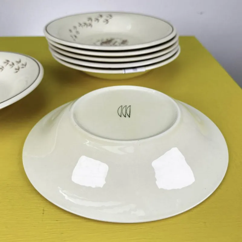 Pamono Vintage Plates from Mulino Bianco, Set of 7> Dinner Plates & Bowls
