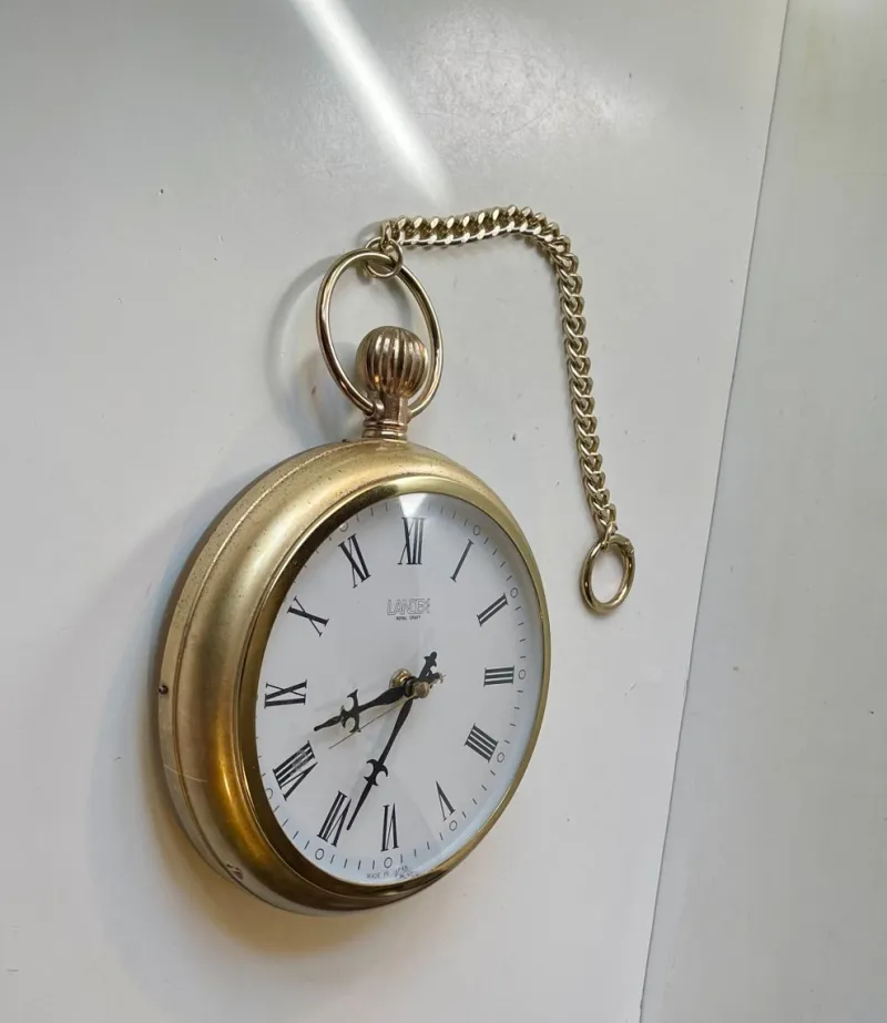 Clearance Pamono Vintage Pocket Watch Wall Clock from Landex, Japan, 1970s