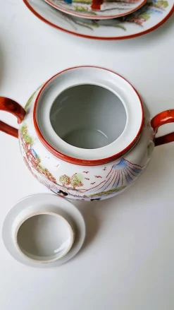 Pamono Vintage Porcelain Fudschijama Geisha Tea Service, Japan, 1960s, Set of 17><noscript><img width=