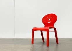 Pamono Vintage Postmodern Wooden Children Clown Face Chair, 1990s> Children's Chairs