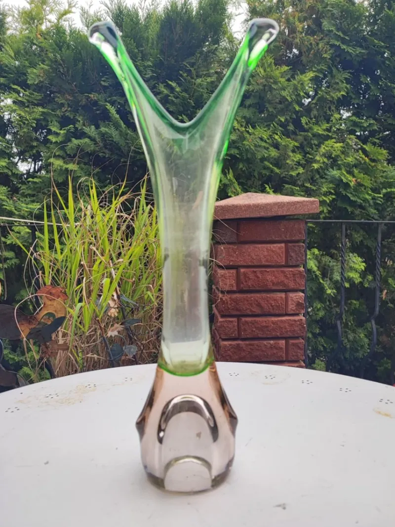 Outlet Pamono Vintage Prokuplje Glass Vase, 1970s