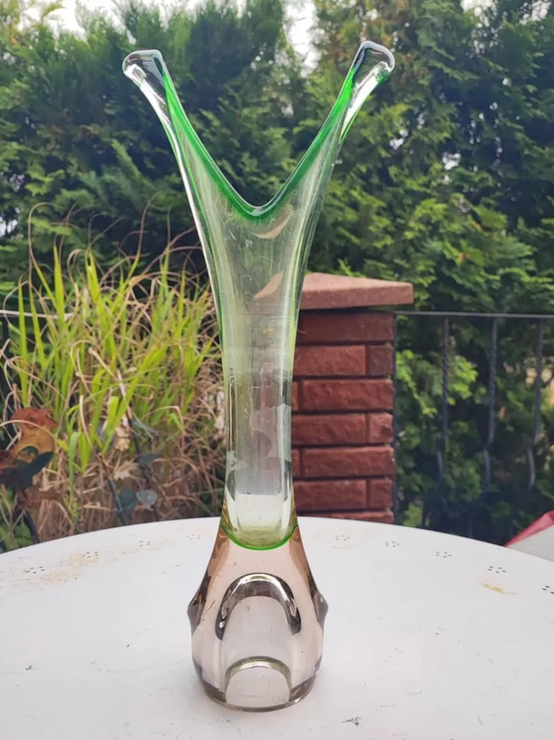 Outlet Pamono Vintage Prokuplje Glass Vase, 1970s
