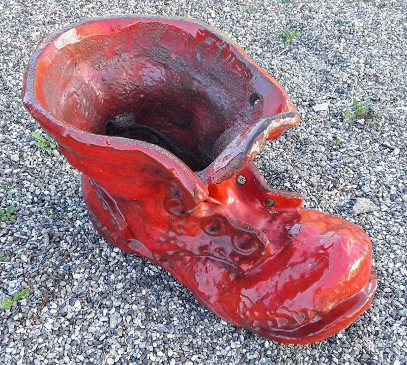 Best Pamono Vintage Red Shoe Planter