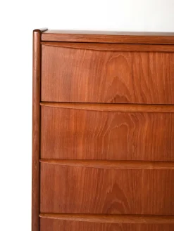 Sale Pamono Vintage Scandinavian Chest of Drawers with Cantilevered Handles, 1950s