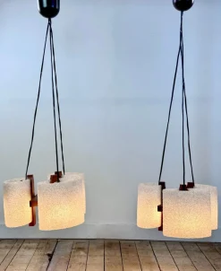 Pamono Vintage Scandinavian Teak and Acrylic Pendants, 1960s, Set of 2> Ceiling Lights