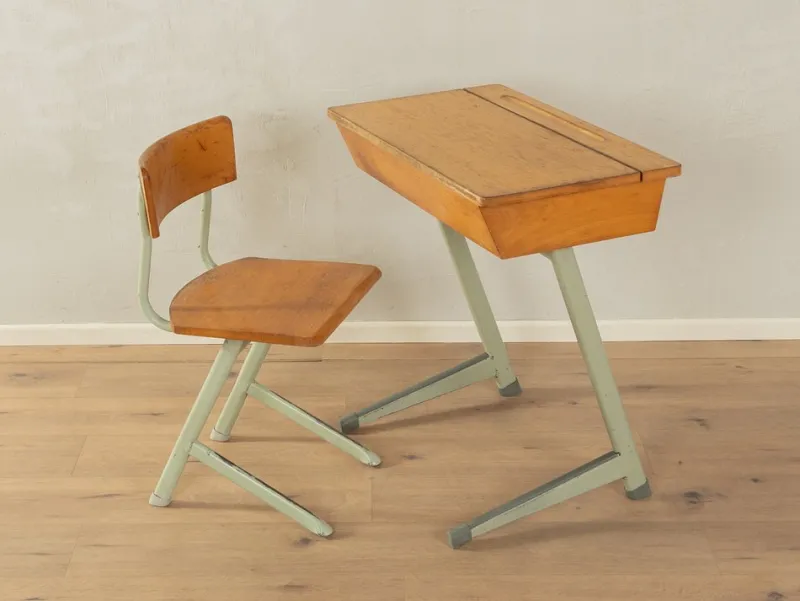 Hot Pamono Vintage School Set, 1950s, Set of 2